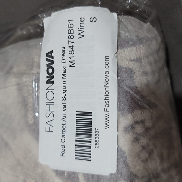 Nova Luxe ✦ Wine Sequin Mermaid Maxi Dress ✦ Deep V Mesh Cutout w/ Back Slit S - Picture 9 of 13